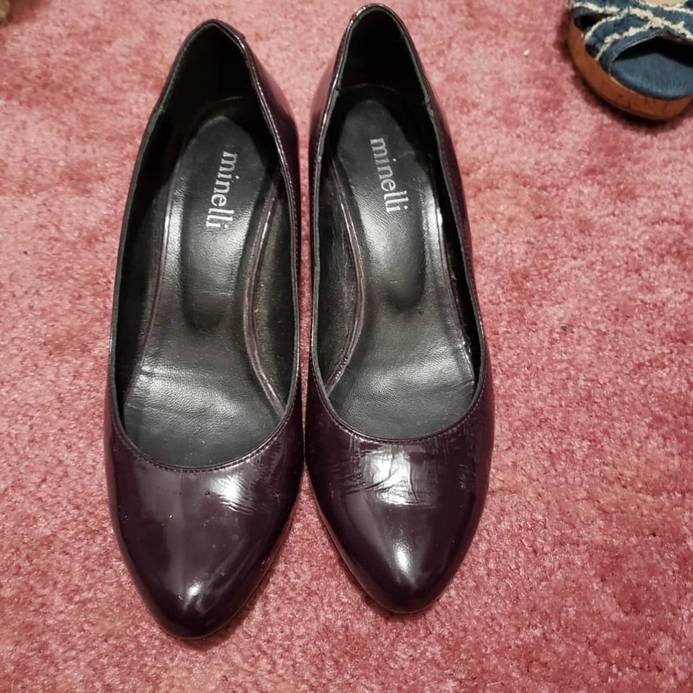 Vintage Minelli bourgandy leather heels